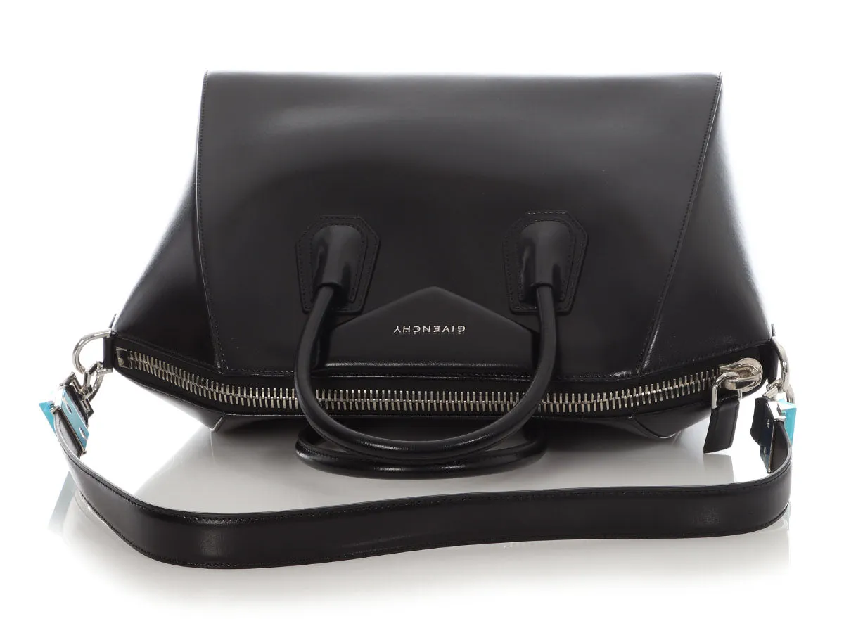 Givenchy Medium Black Shiny Calfskin Antigona