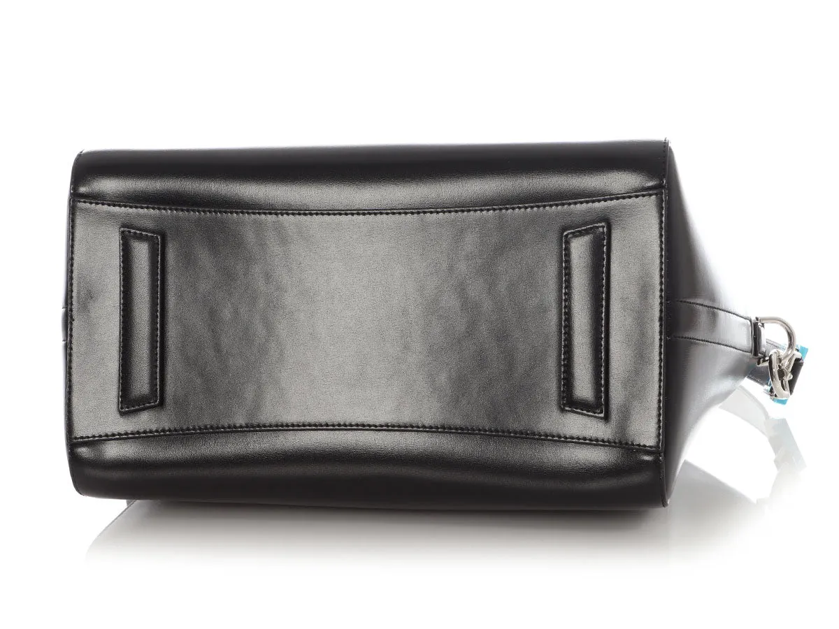 Givenchy Medium Black Shiny Calfskin Antigona