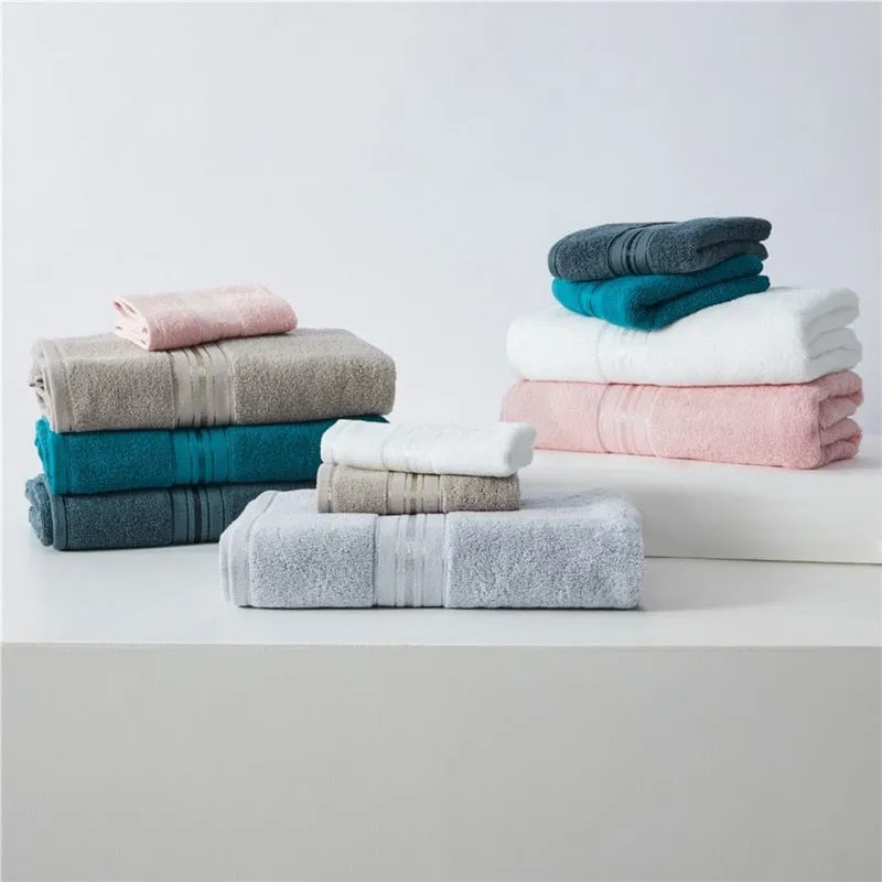 Premium 3-Piece Towel Set in Dark Teal Grey - Luxuriously Soft and Absorbent Bath, Face, and Hand Towels for the Bathroom