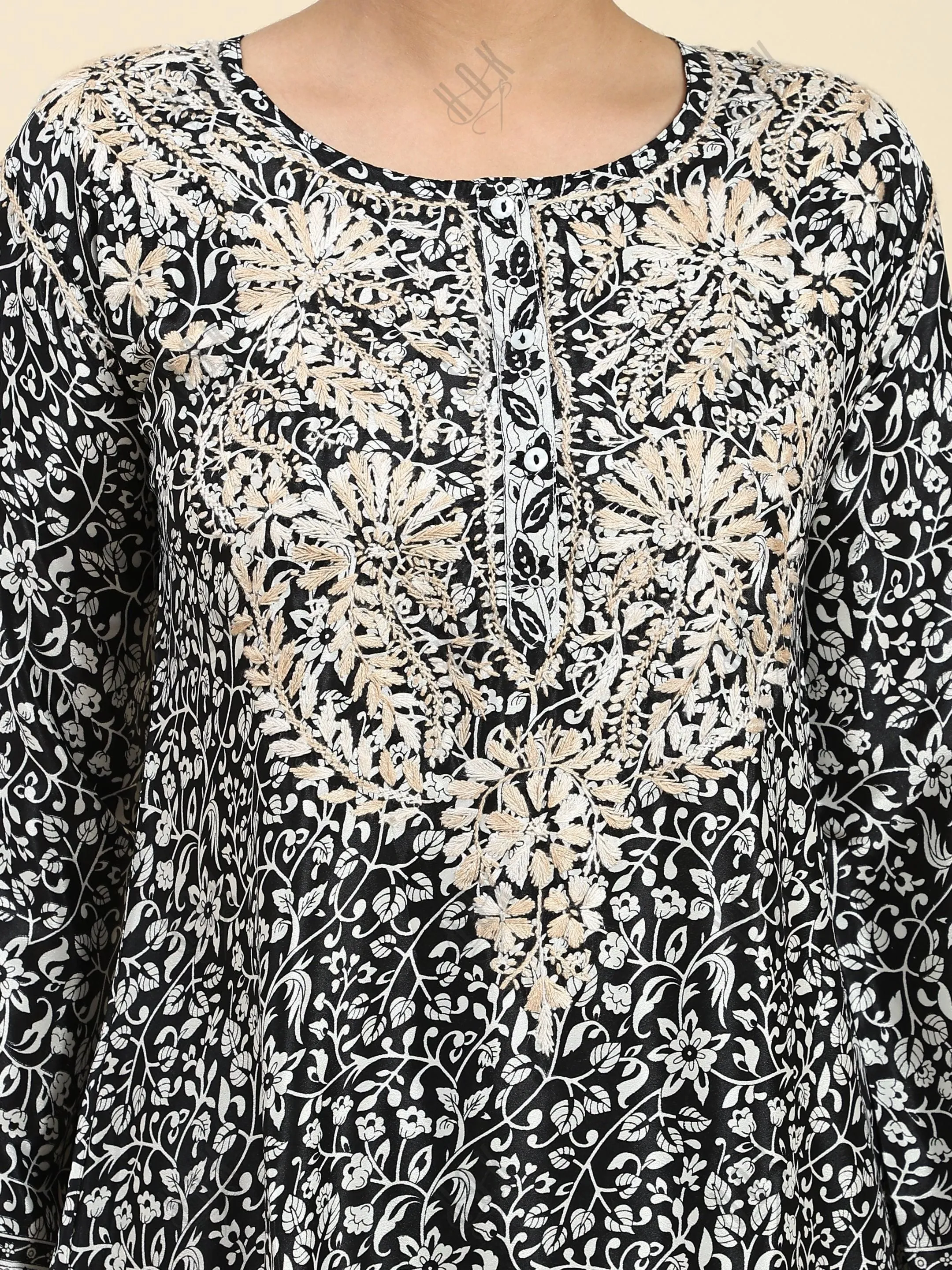 Samma Chikankari Co-ord set in Polysilk for Women- Black With Golden