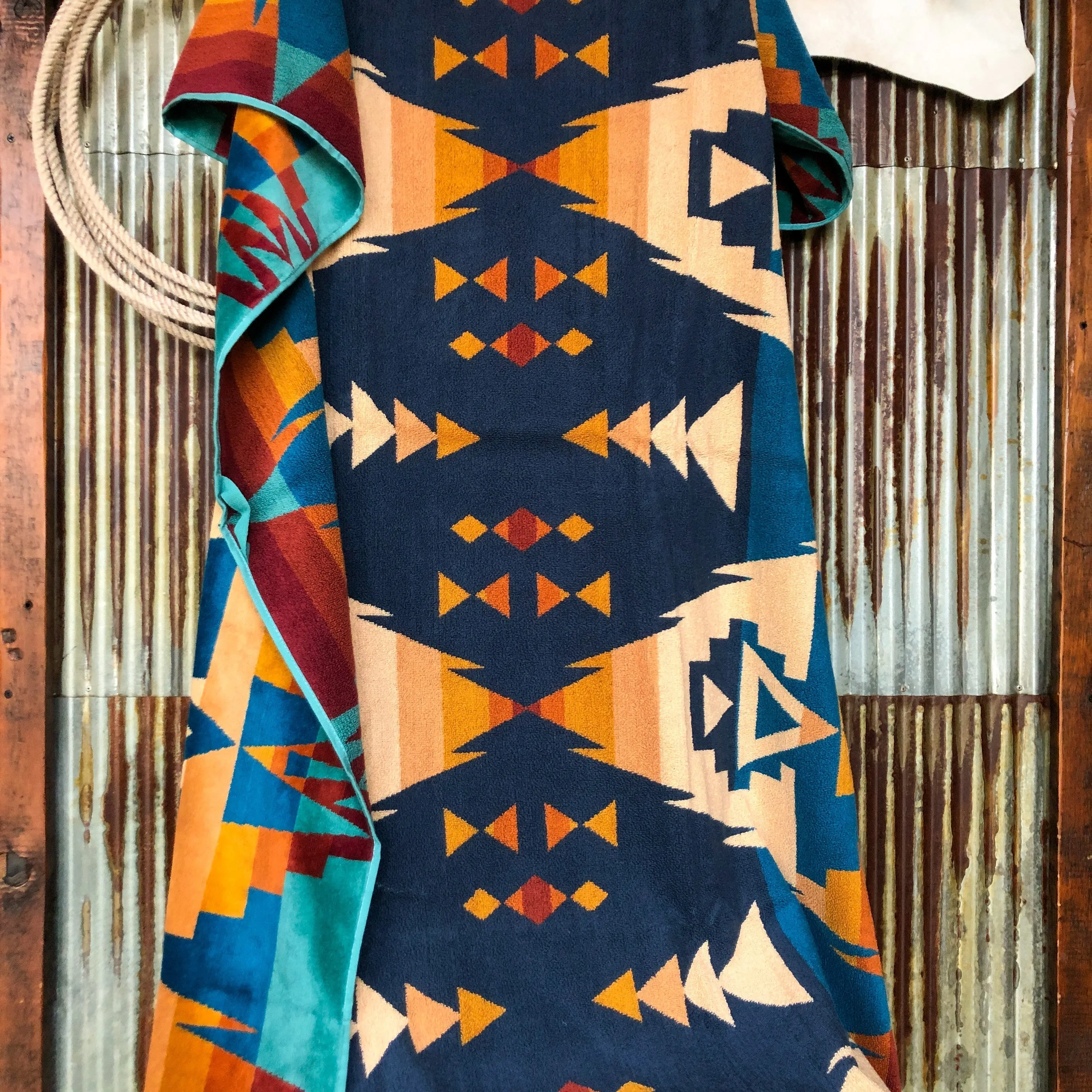 Siskiyou Spa Towel