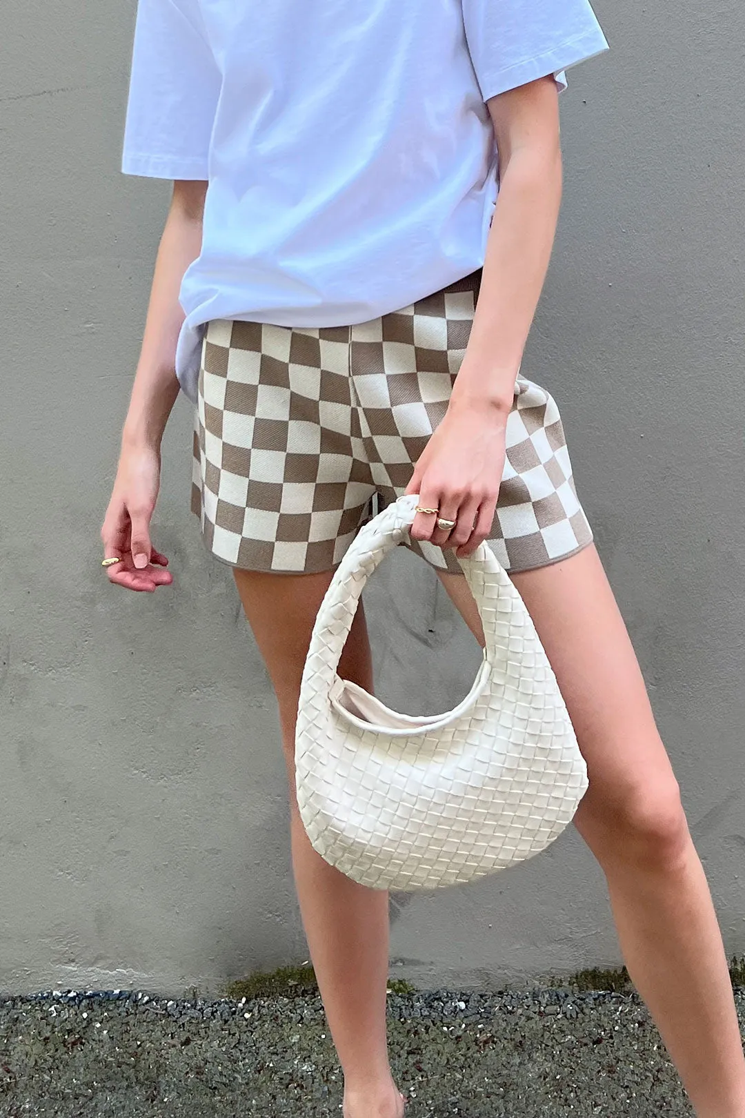WOVEN SHOULDER BAG